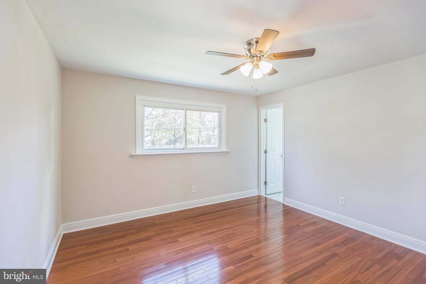 11308 Veirs Mill Rd Property Photo 18