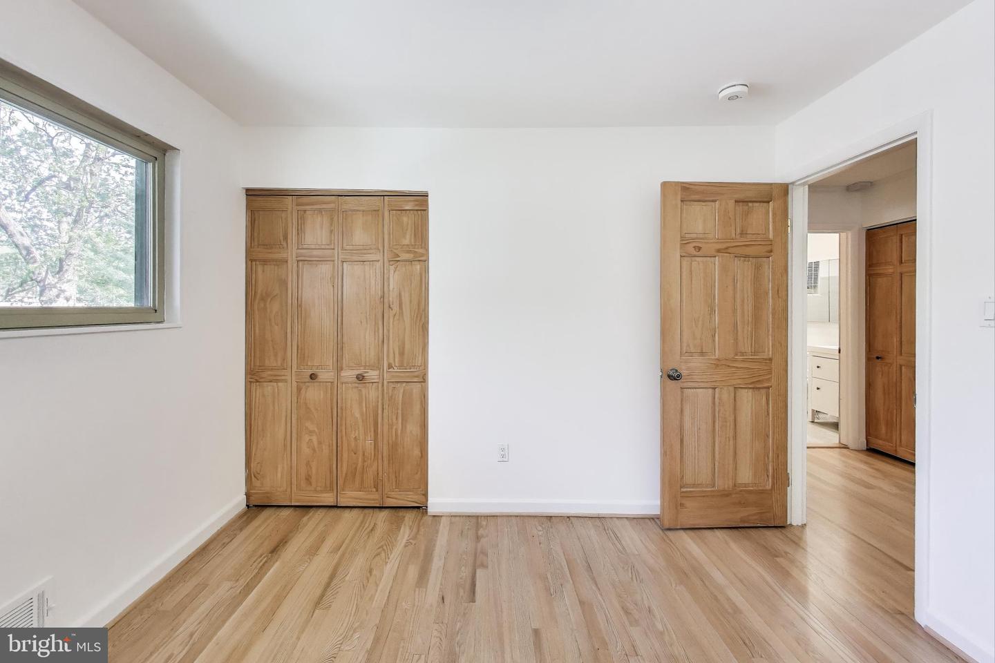 8905 Spring Valley Rd Property Photo 18