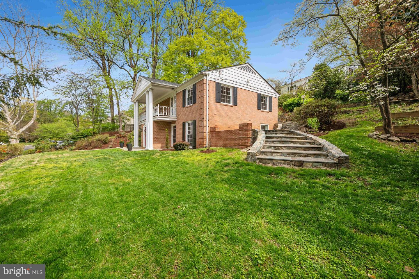 9601 Barroll Ln Property Photo 2