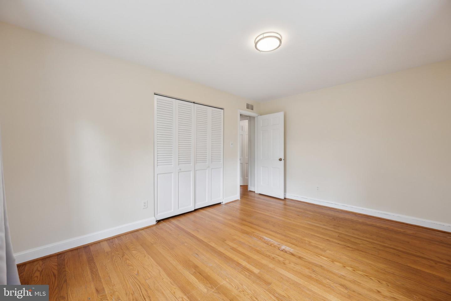 9601 Barroll Ln Property Photo 31