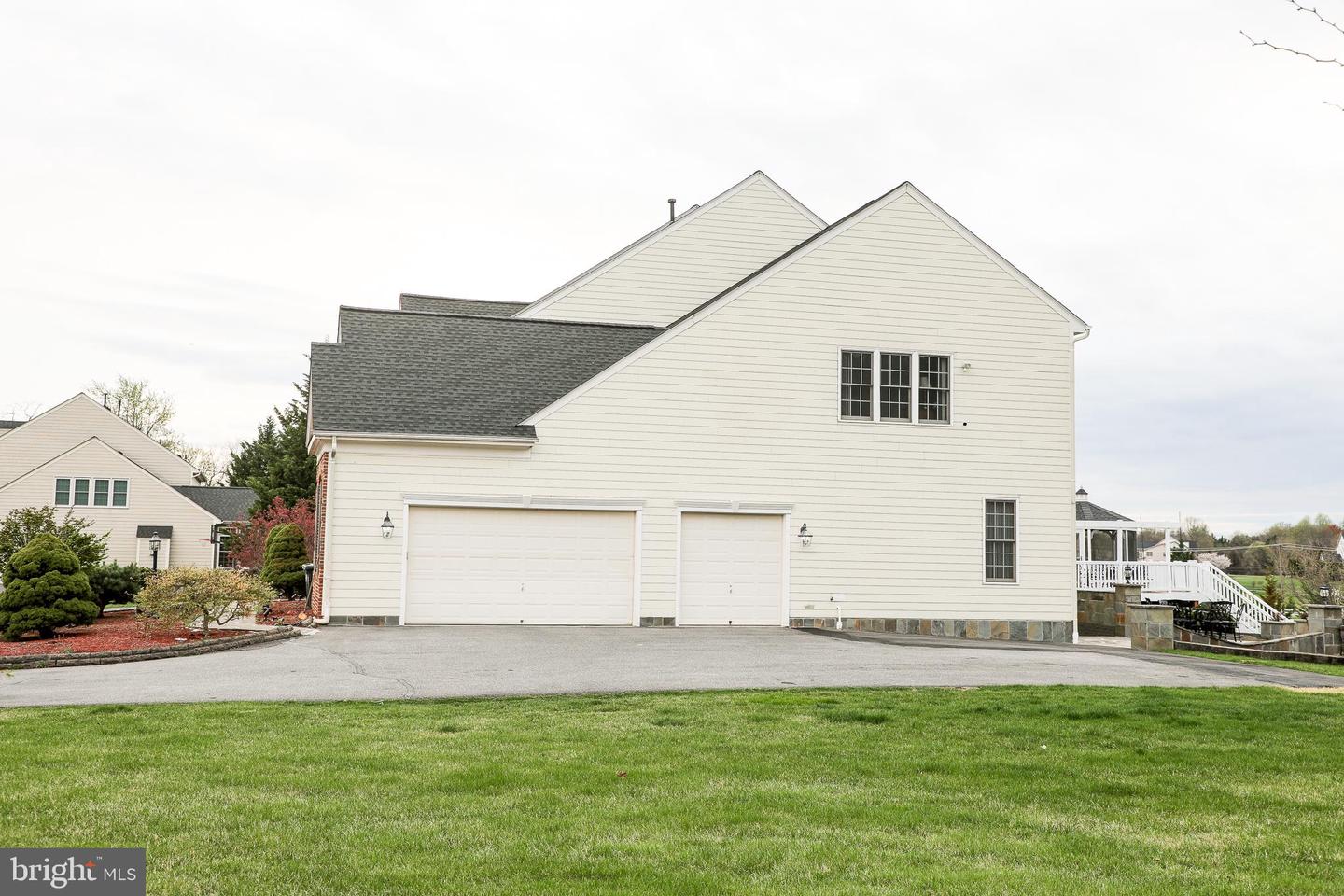 6013 Riggs Rd Property Photo 4