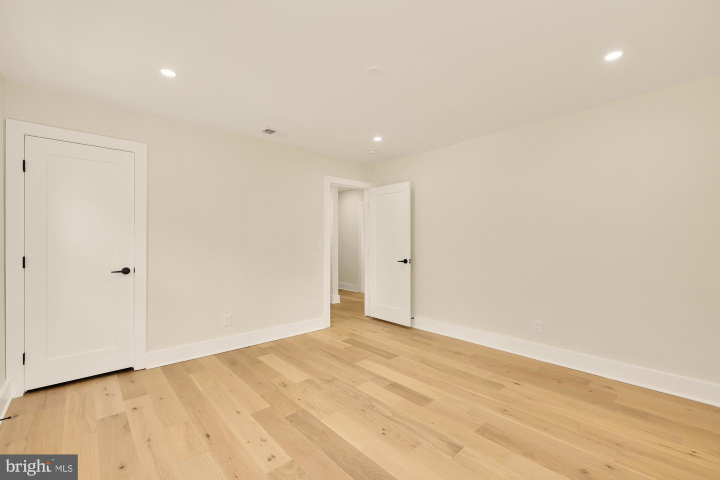 9201 Farnsworth Dr Property Photo 34