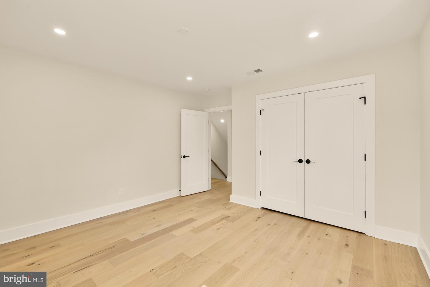 9201 Farnsworth Dr Property Photo 37