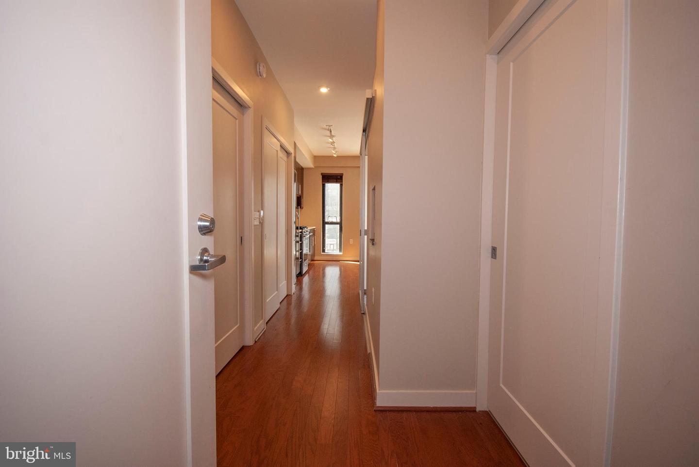 1320 Fenwick Ln #307 Property Photo 13