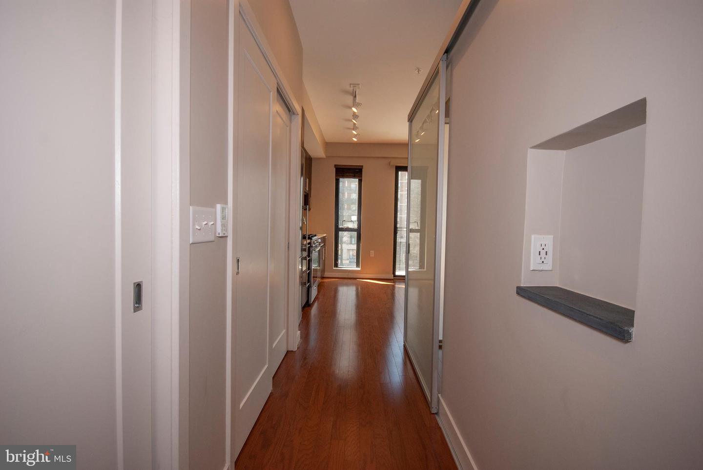 1320 Fenwick Ln #307 Property Photo 15