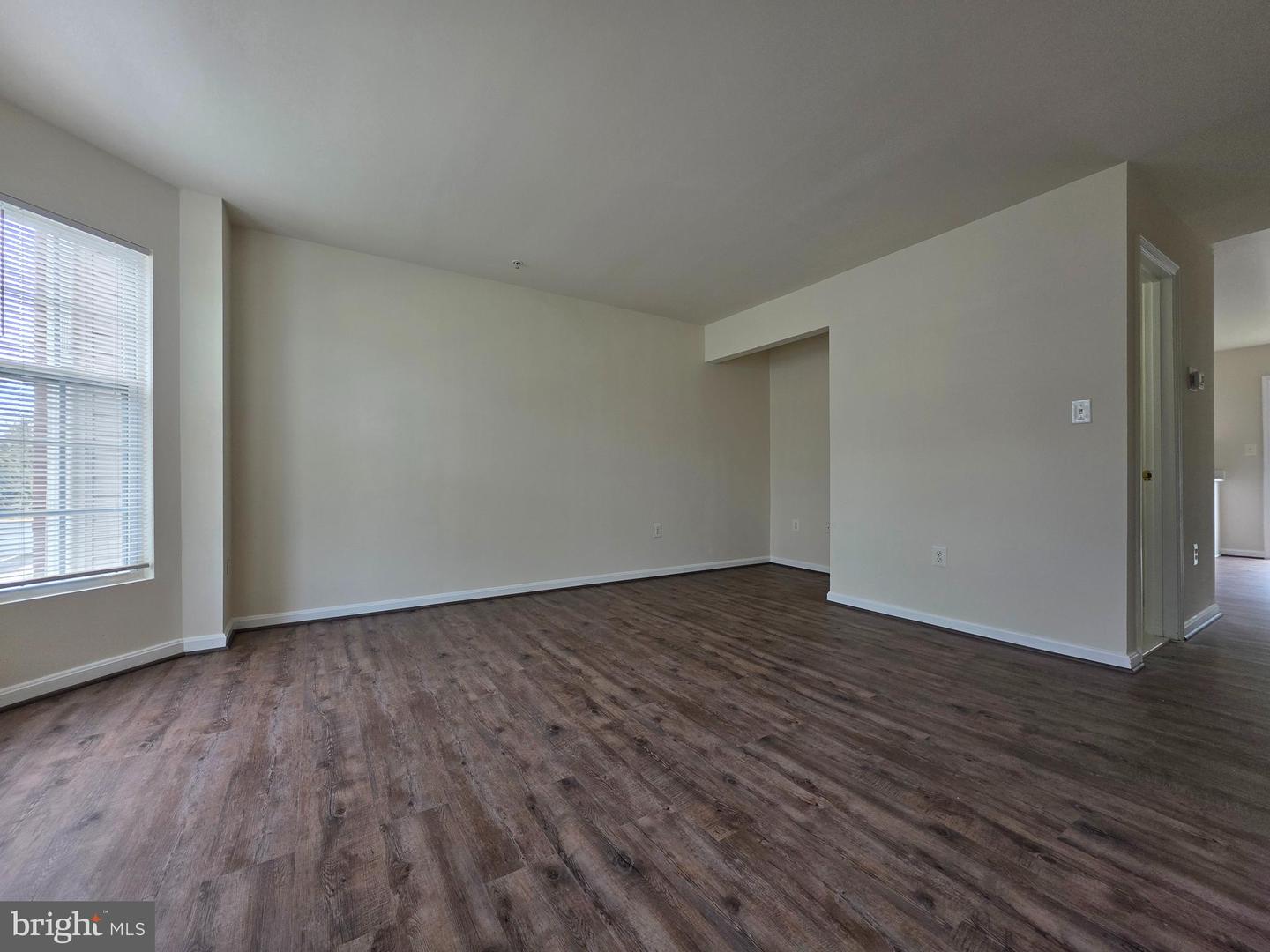 14342 Kimono Cir Property Photo 3