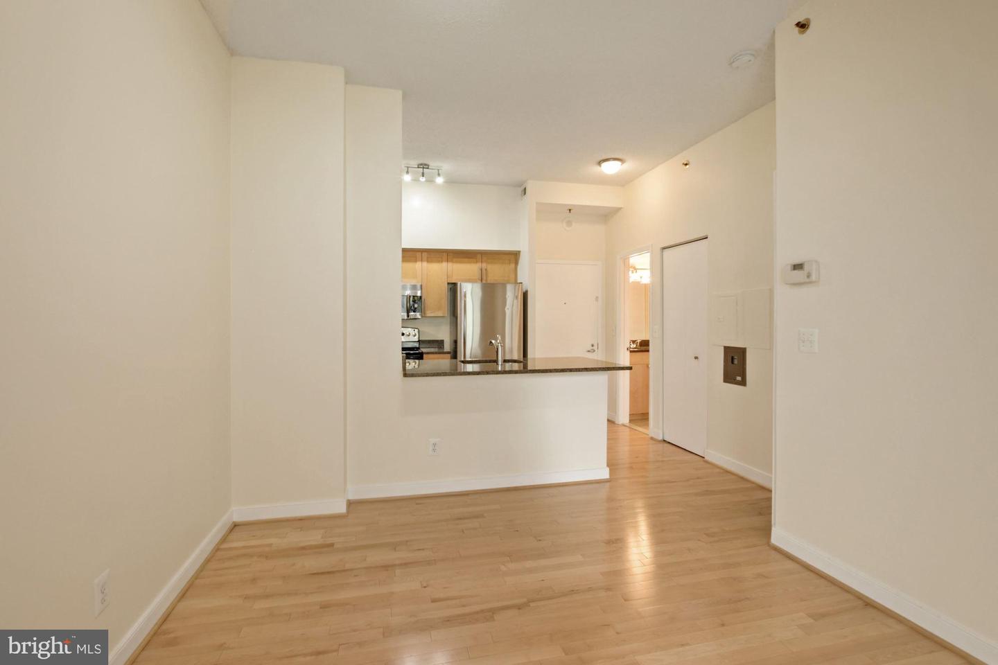 7500 Woodmont Ave #s209 Property Photo 5