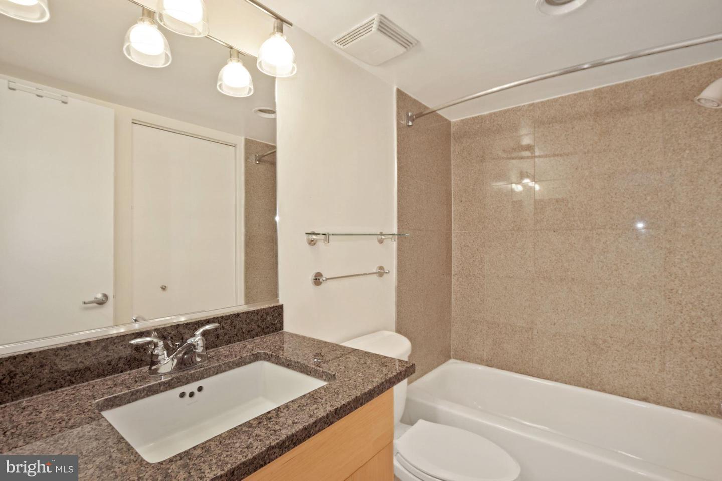 7500 Woodmont Ave #s209 Property Photo 12