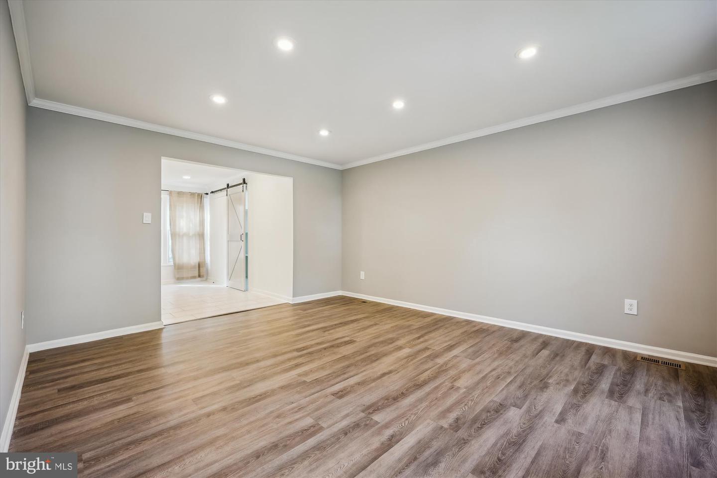 11906 Leatherbark Way Property Photo 12