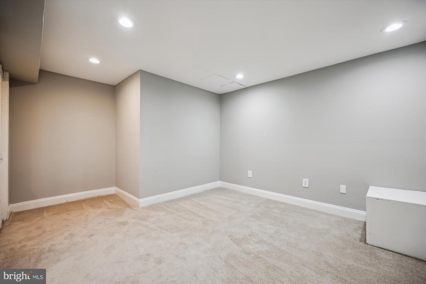 11906 Leatherbark Way Property Photo 16