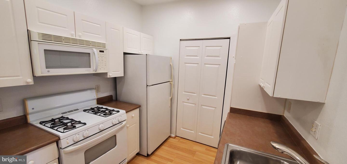 11800 Old Georgetown #1103 Property Photo 17