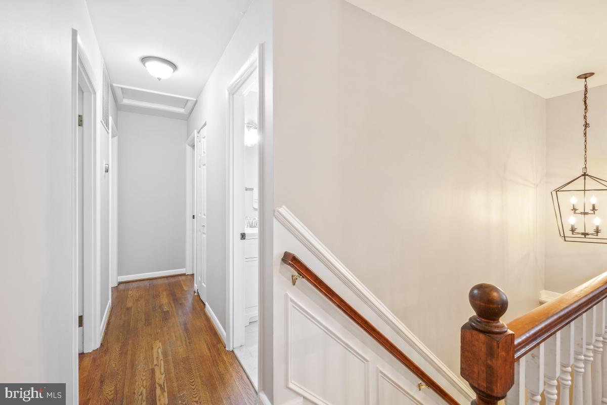1205 Gladstone Dr Property Photo 26