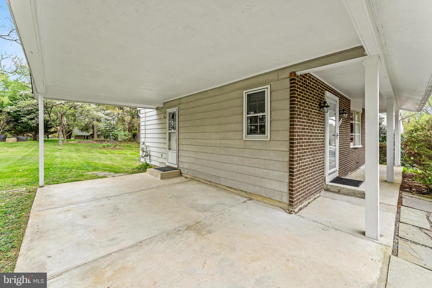 524 Stone House Ln Property Photo 31