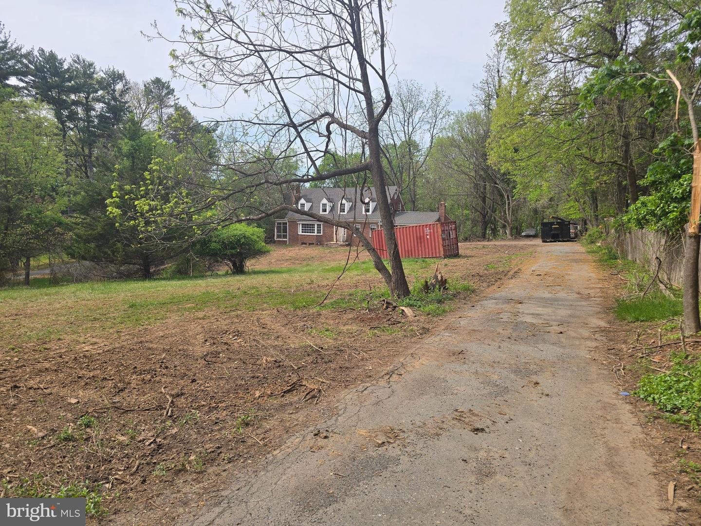 133 BONIFANT RD
