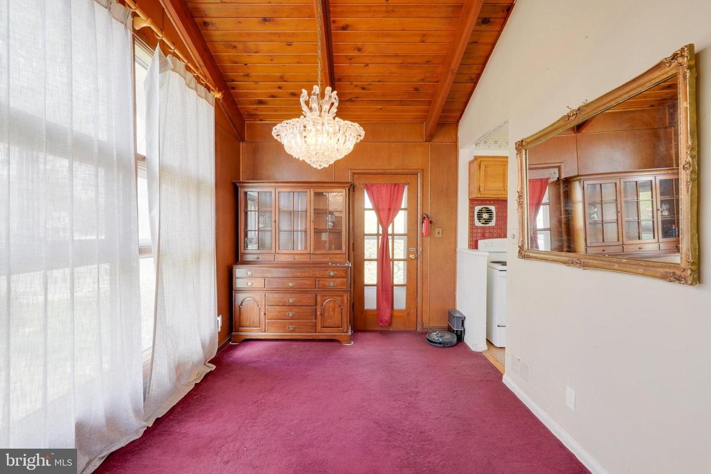 603 Perth Pl Property Photo 5