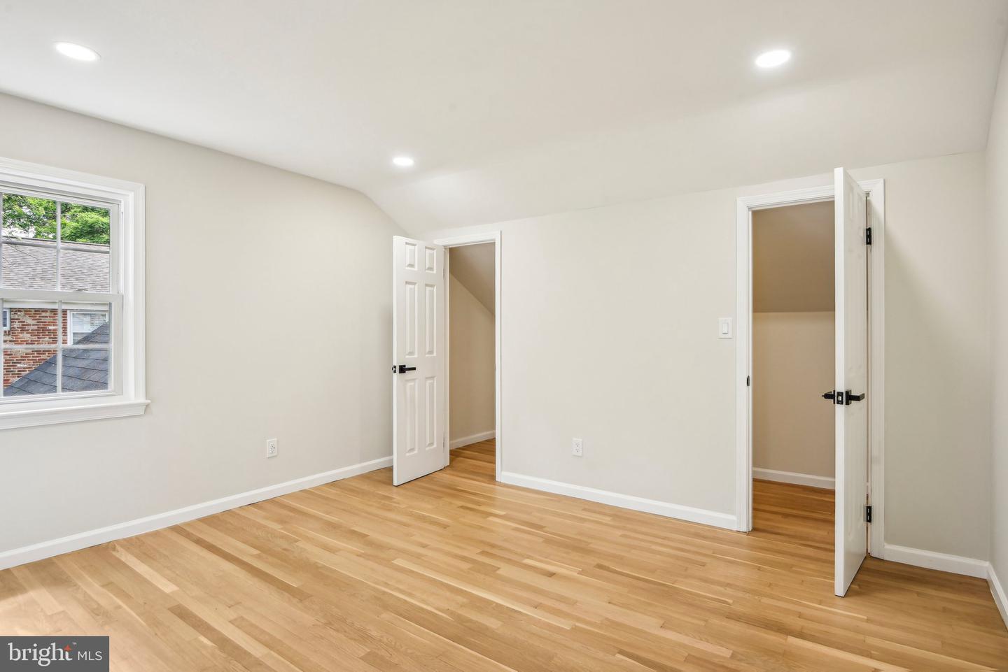 11710 Magruder Ln Property Photo 40