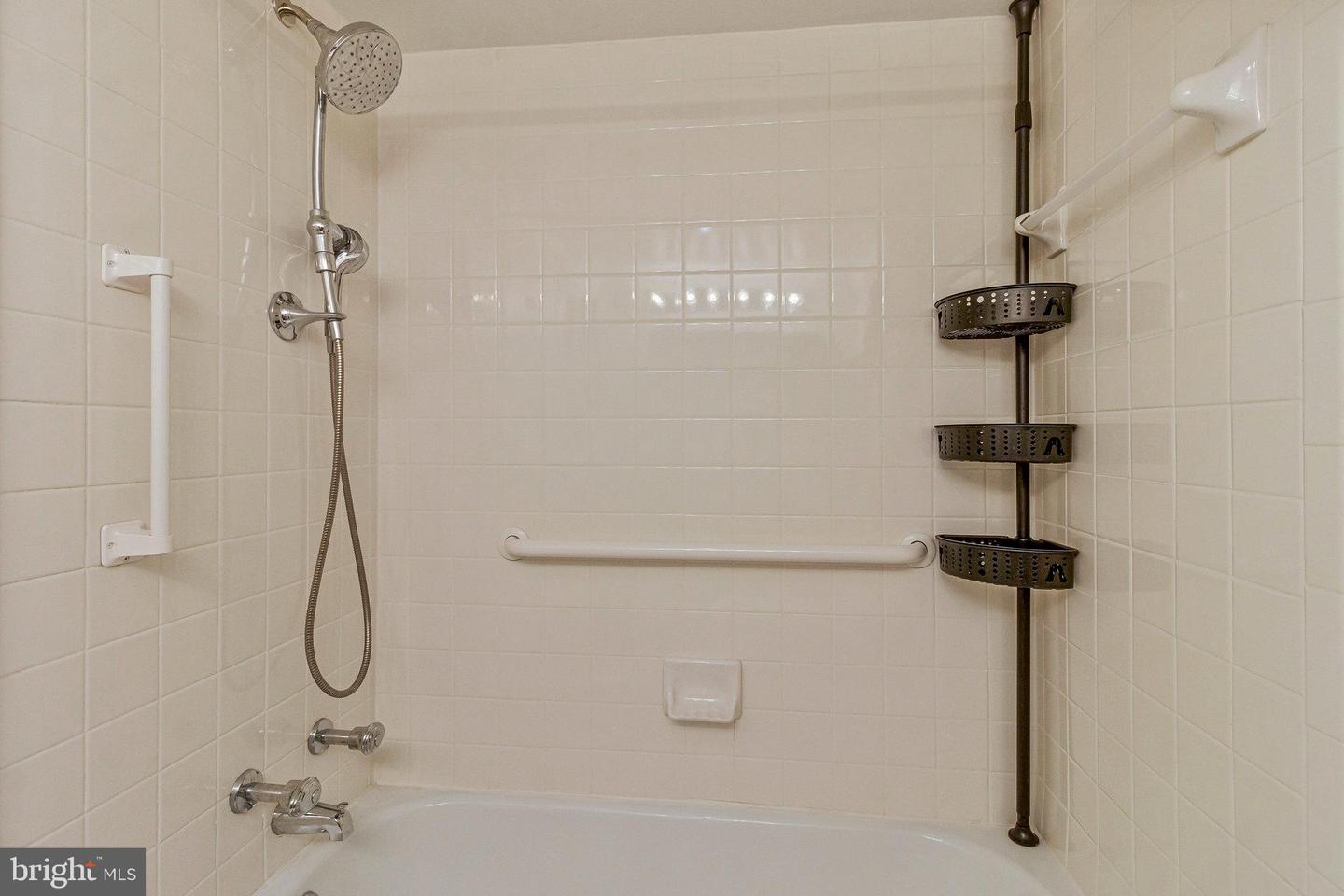 7501 Democracy Blvd #b Property Photo 12