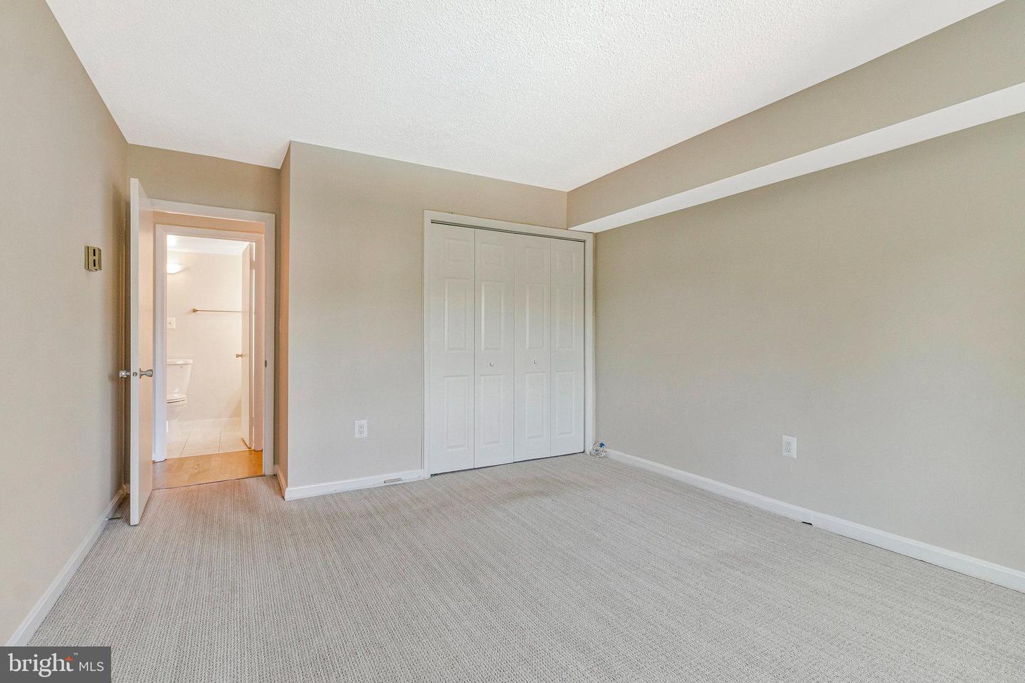 7501 Democracy Blvd #b Property Photo 14