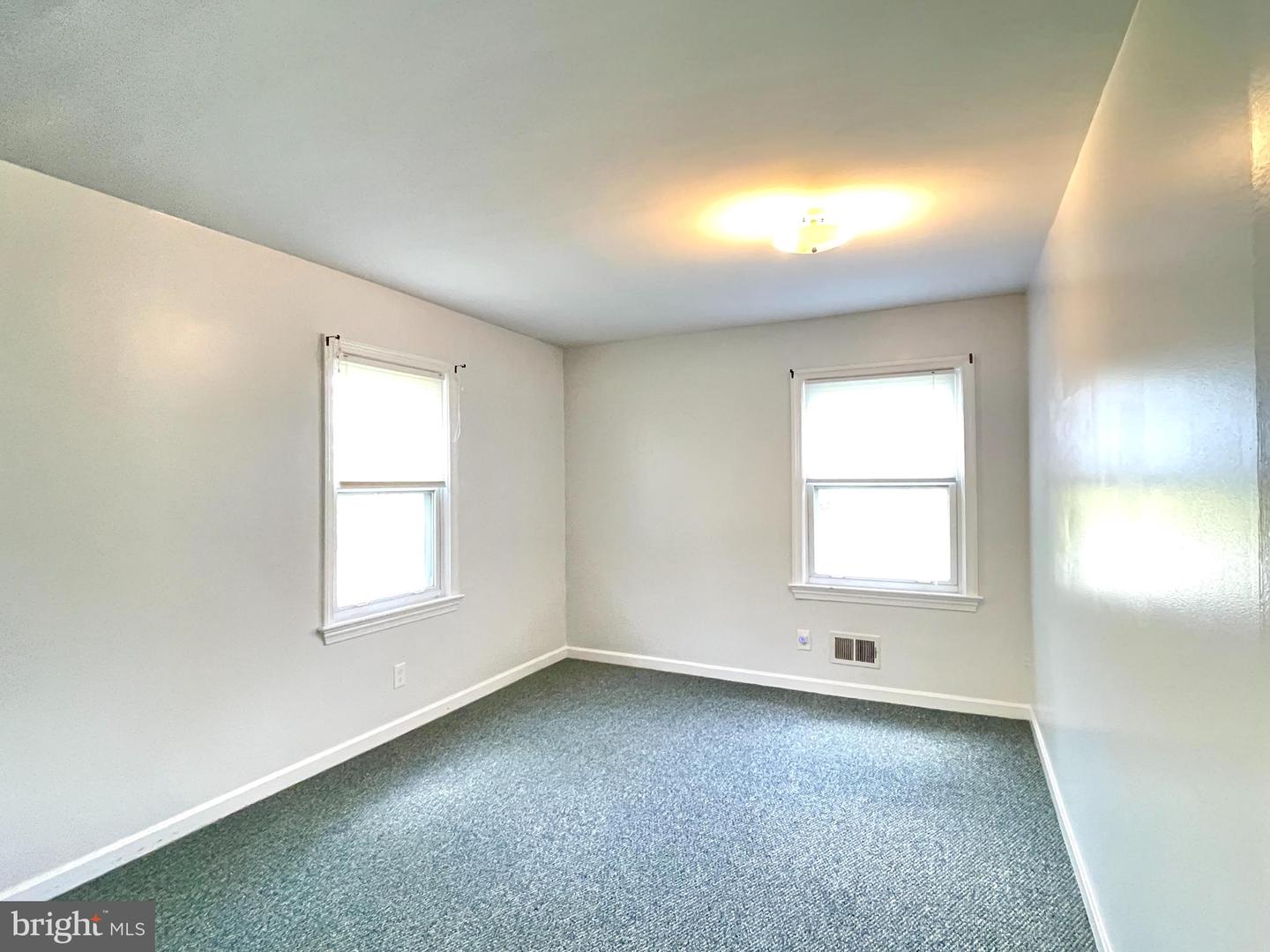 111 Central Ave #quay House Property Photo 3