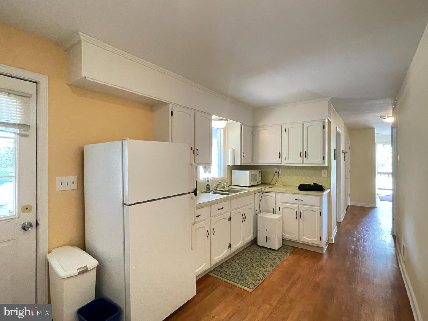 111 Central Ave #quay House Property Photo 6