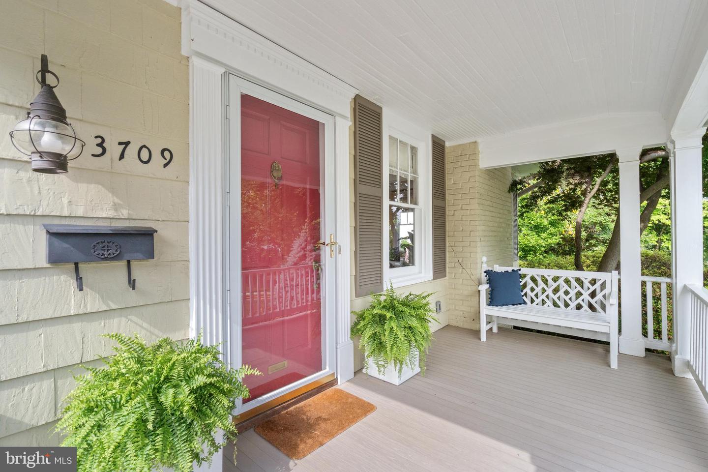 3709 Shepherd Property Photo
