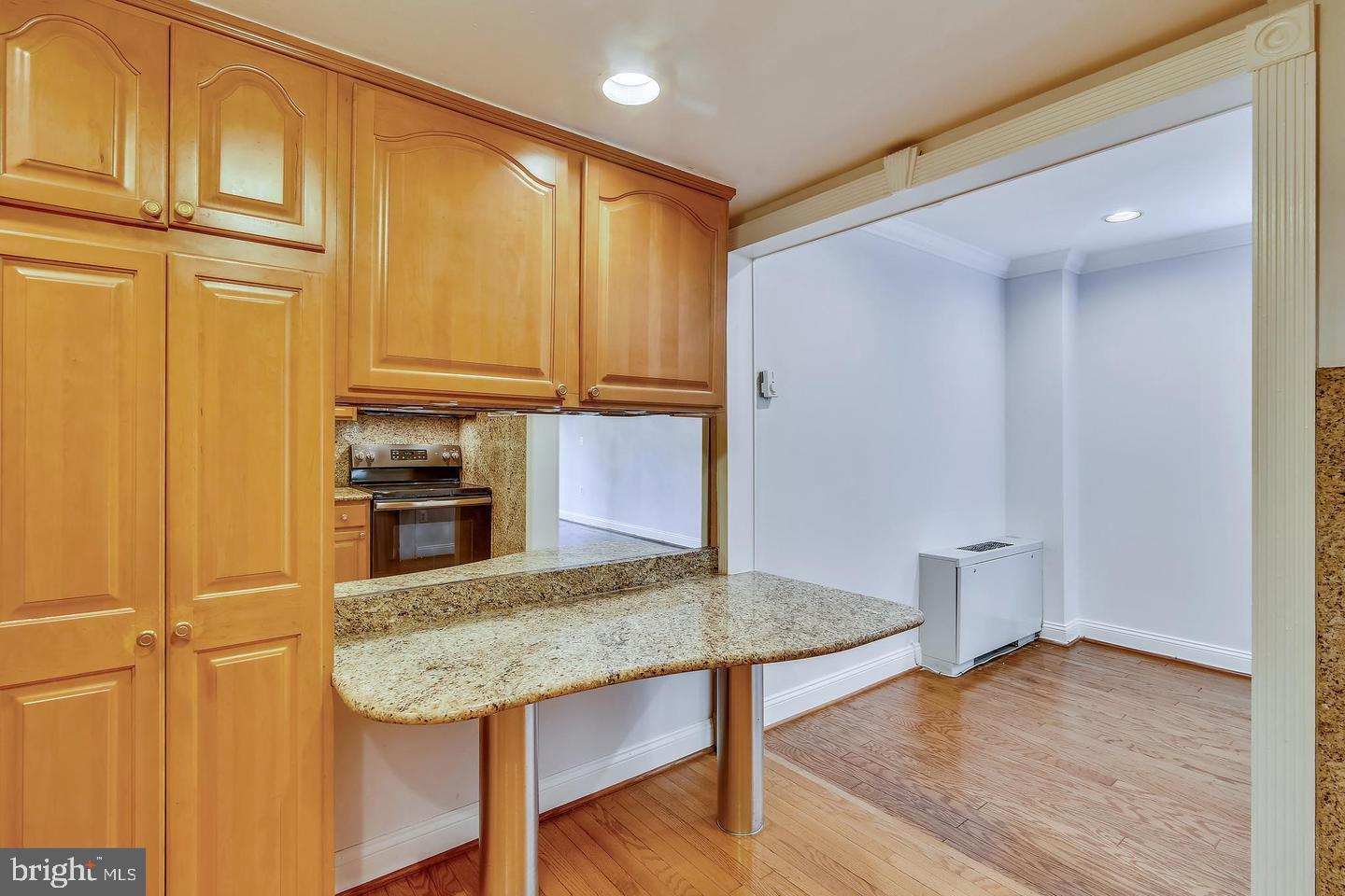 7505 Democracy Blvd #a-417 Property Photo 6