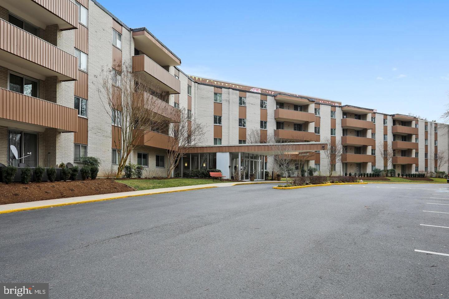 7505 Democracy Blvd #a-417 Property Photo 27