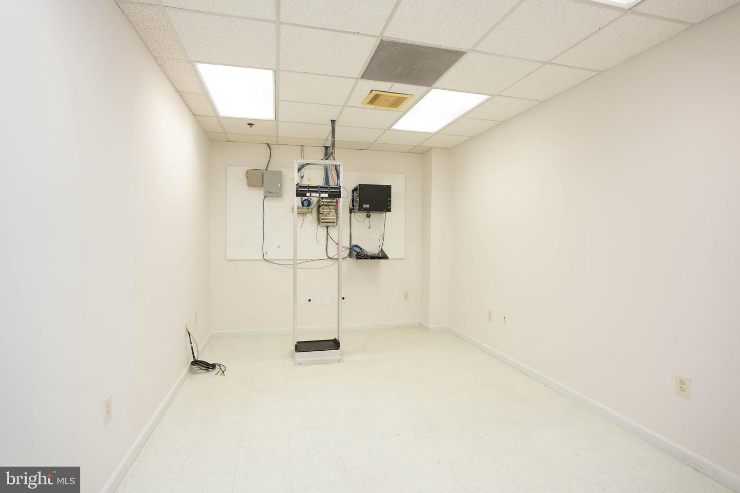 1110 Bonifant #305 Property Photo 5