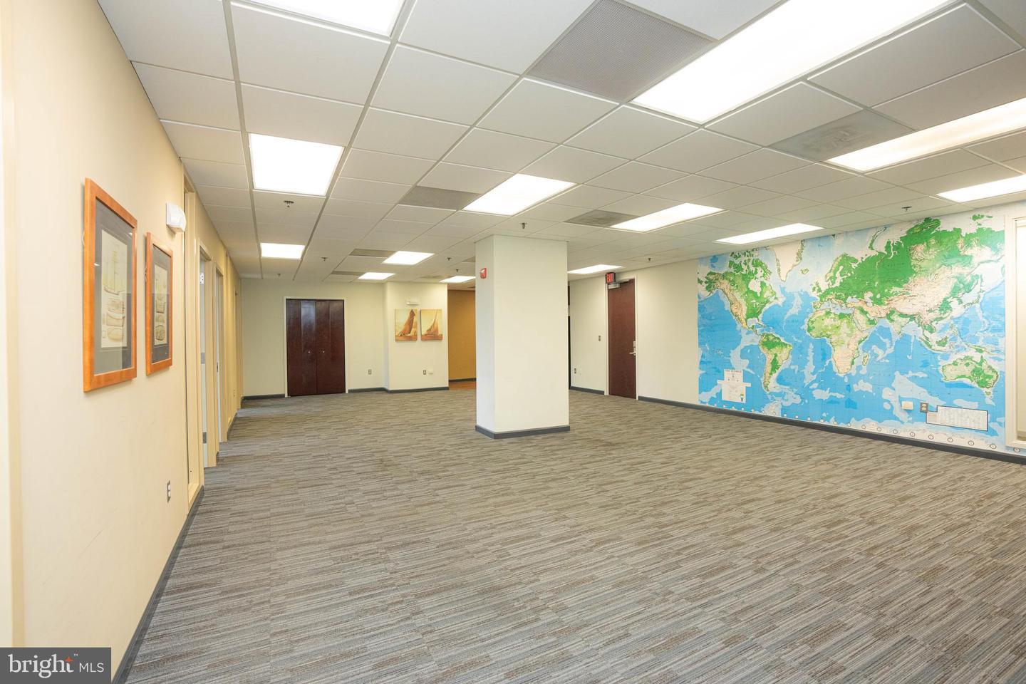 1110 BONIFANT #515 Property Photo 1