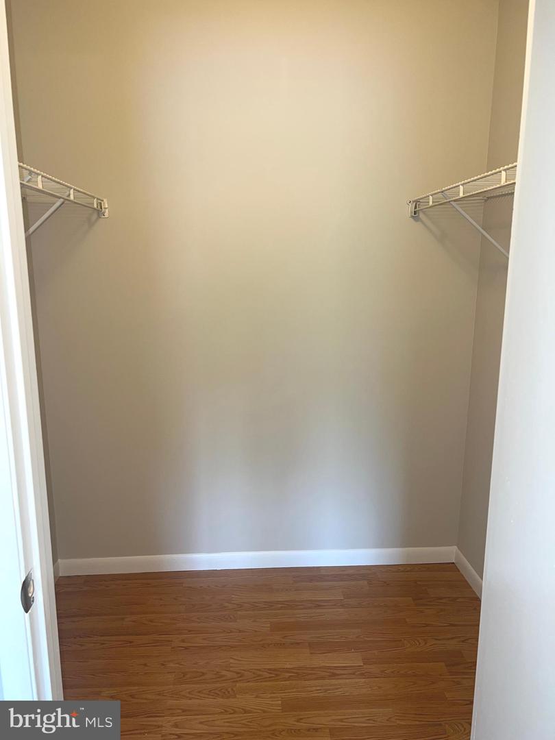 15300 Beaverbrook Ct #88-2b Property Photo 17