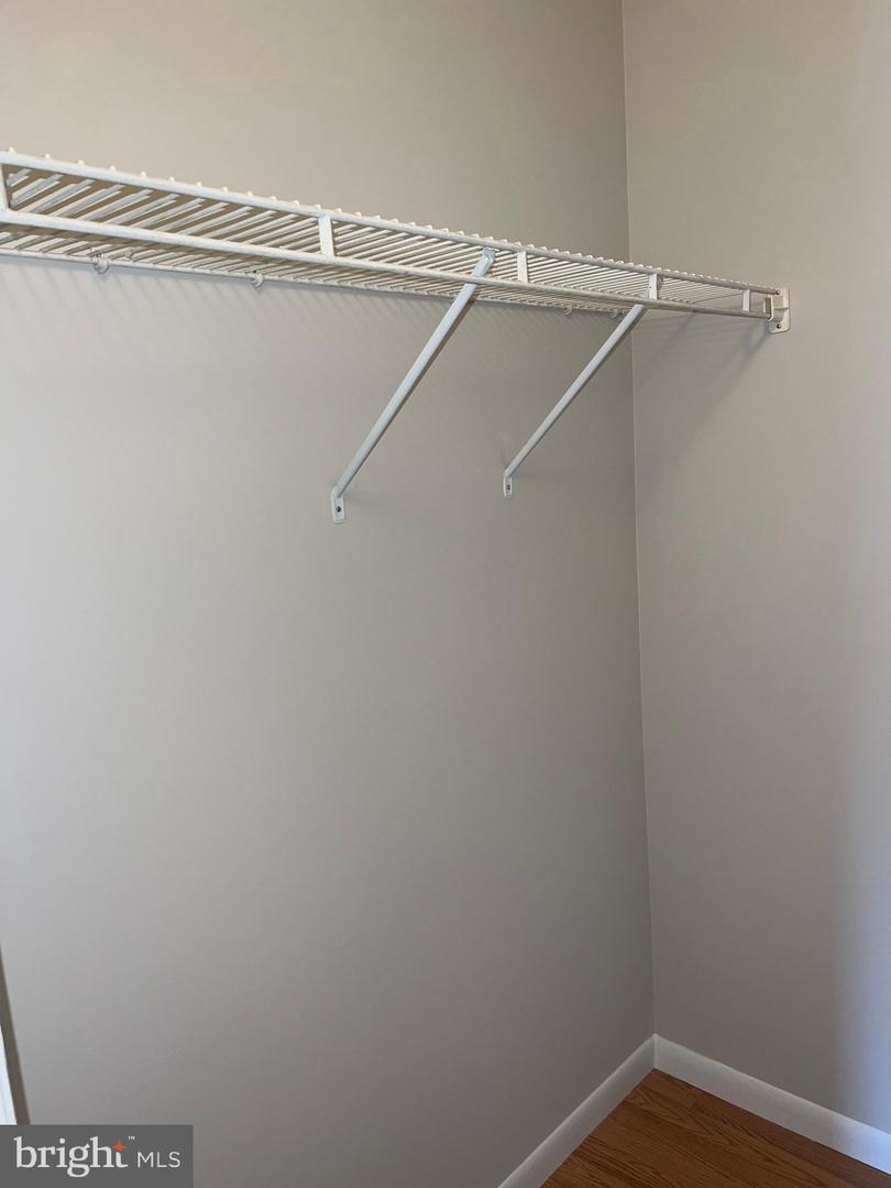 15300 Beaverbrook Ct #88-2b Property Photo 18
