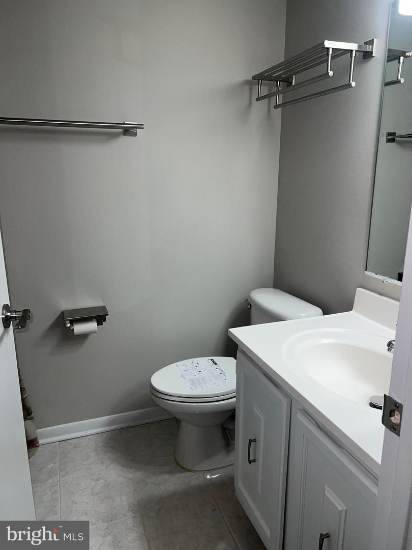 15300 Beaverbrook Ct #88-2b Property Photo 25