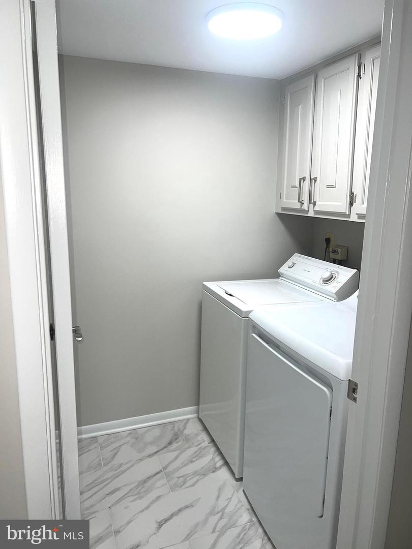 15300 Beaverbrook Ct #88-2b Property Photo 28