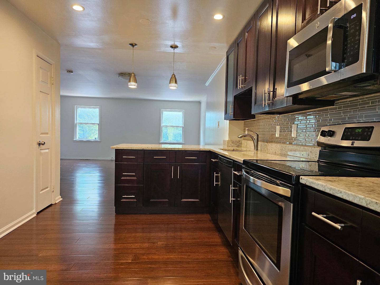 10274 Arizona Cir #60 Property Photo 1
