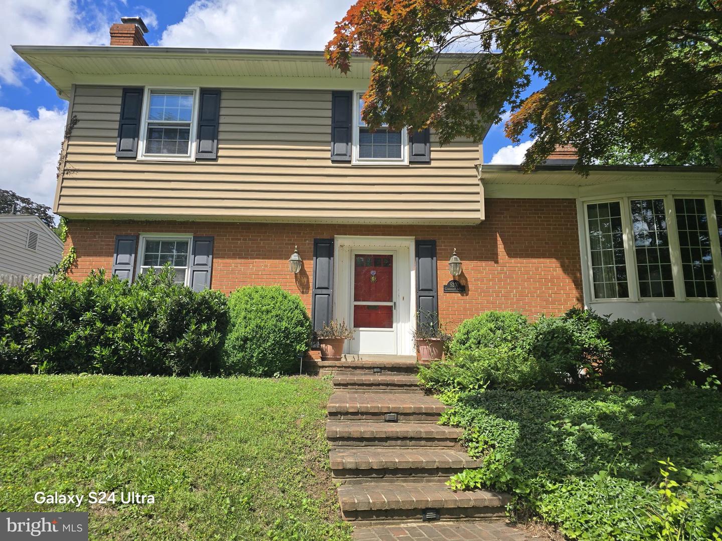 5207 Camberley Ave Property Photo 1