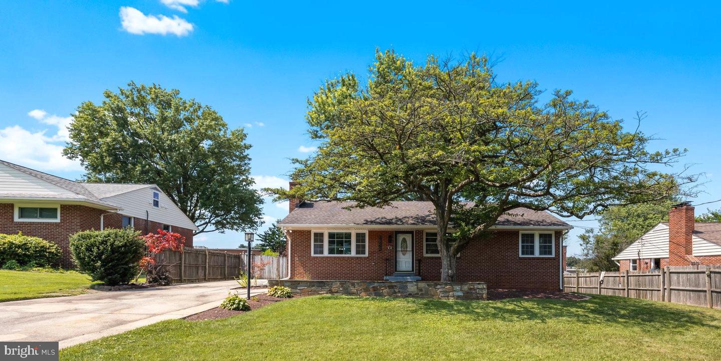 16524 Walnut Hill Rd Property Photo 1