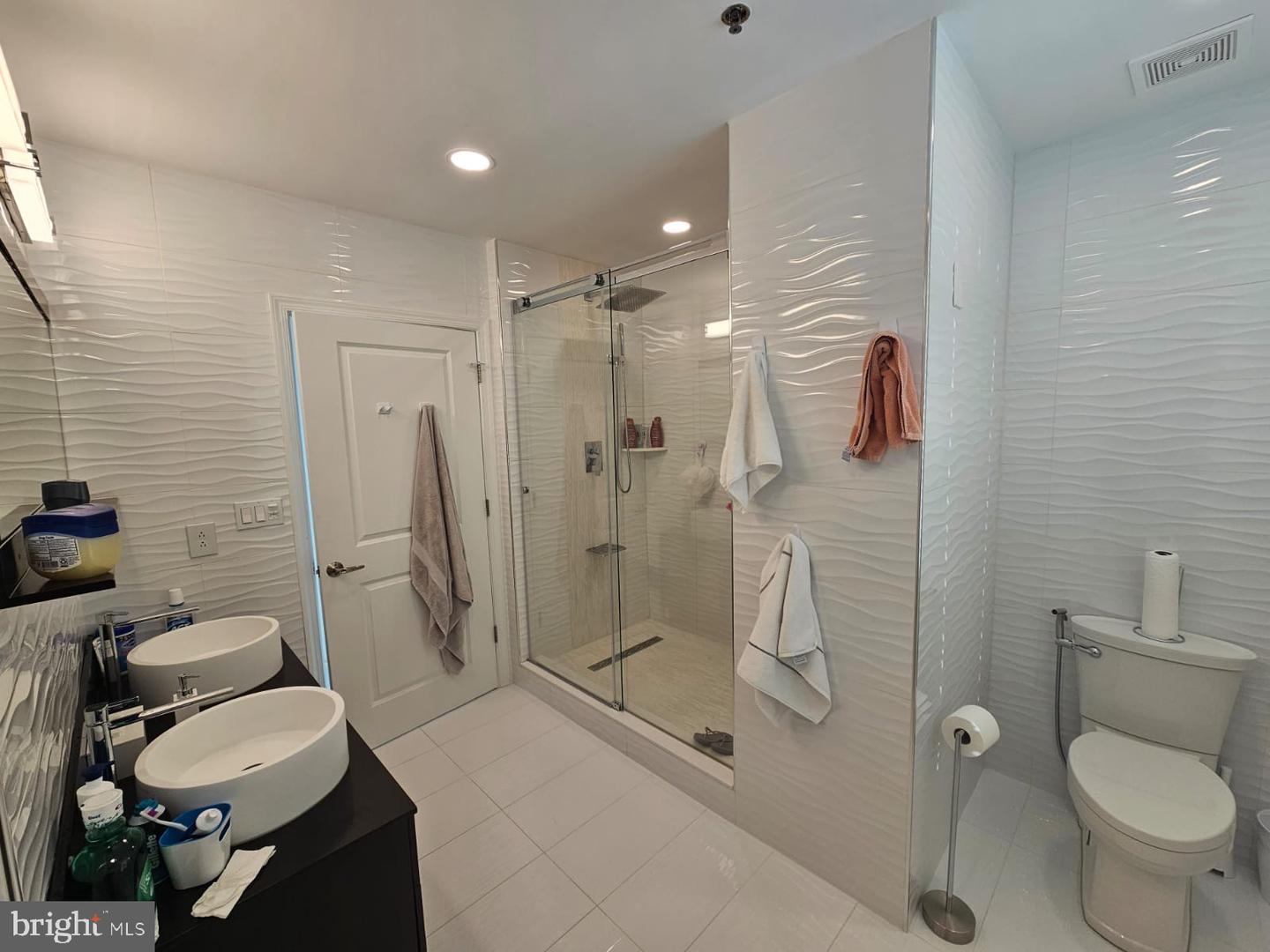 5750 Bou Ave #1703 Property Photo 6