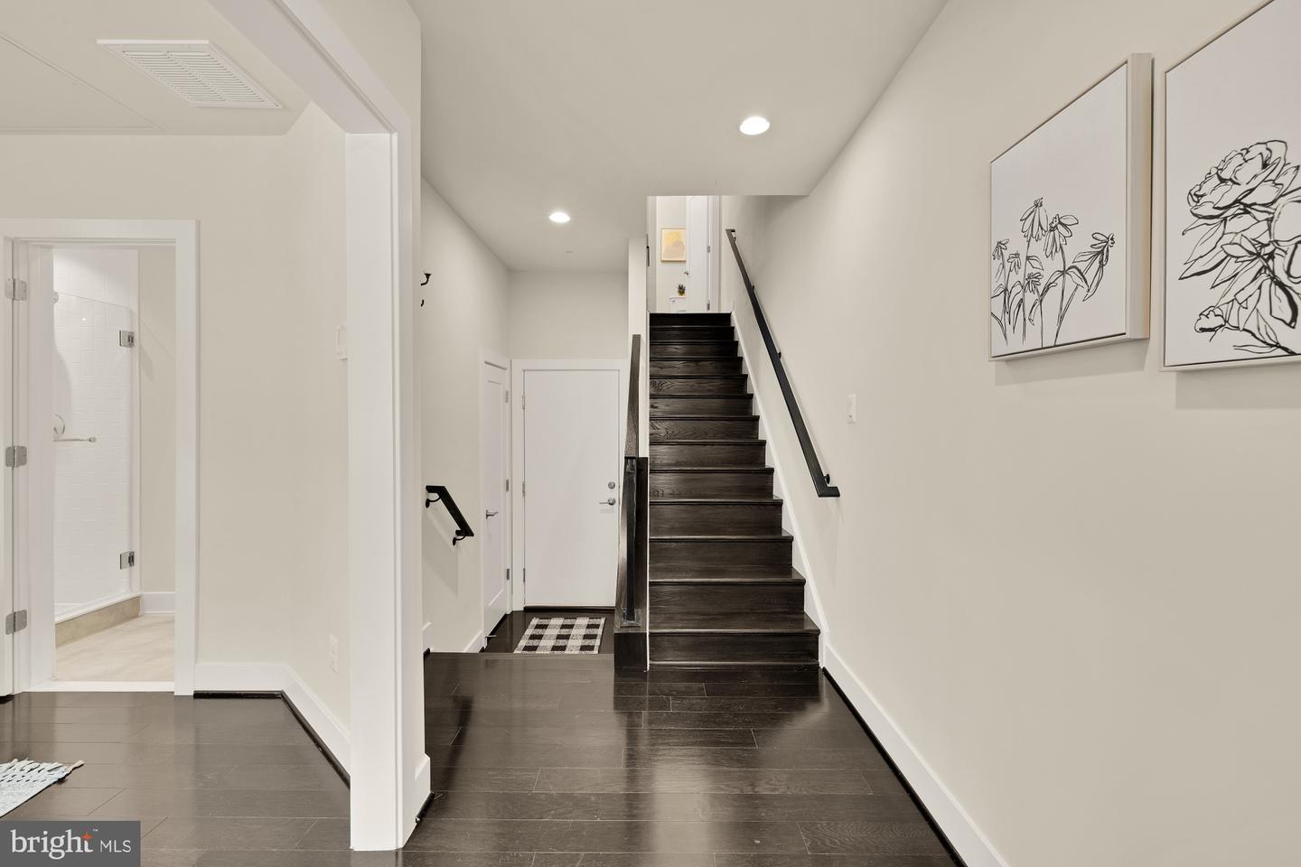 10372 Jacobsen St Property Photo 3