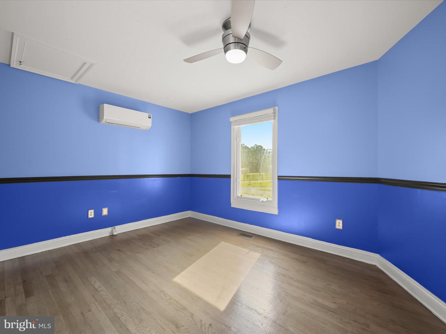 21618 Slidell Rd Property Photo 33