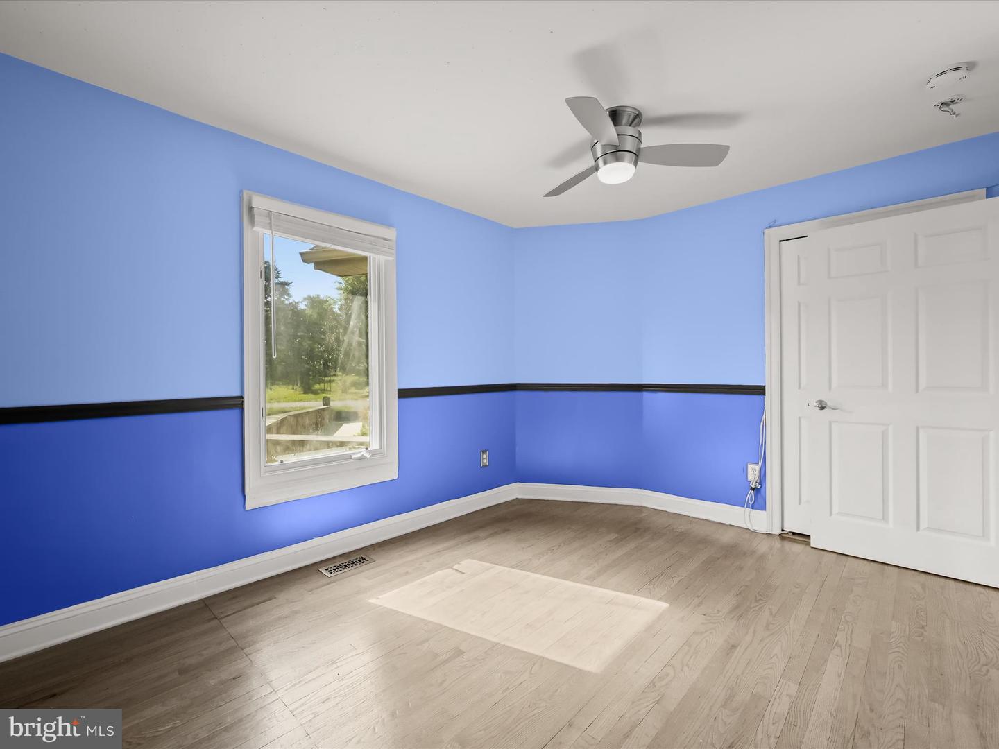 21618 Slidell Rd Property Photo 34