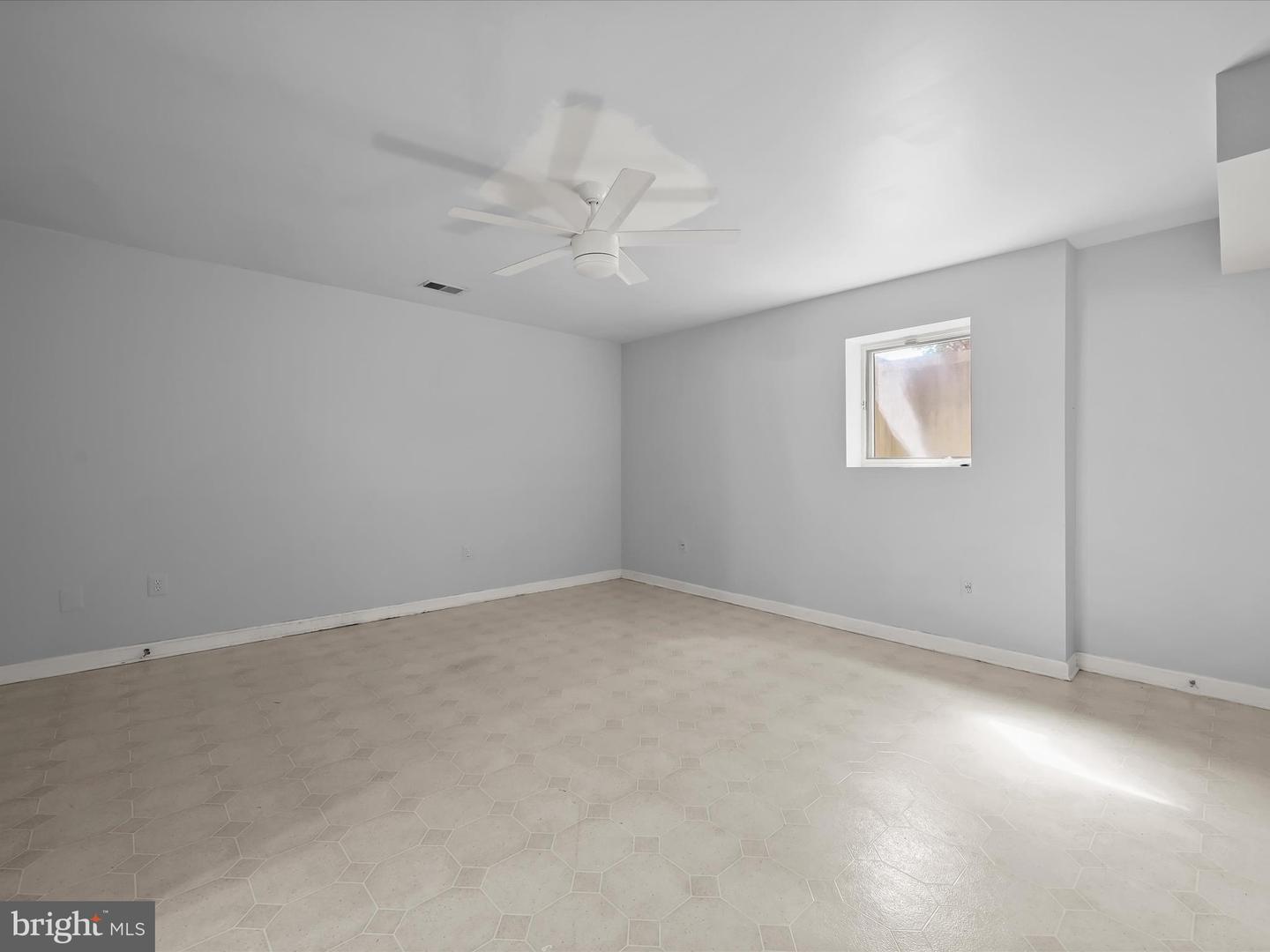 21618 Slidell Rd Property Photo 40