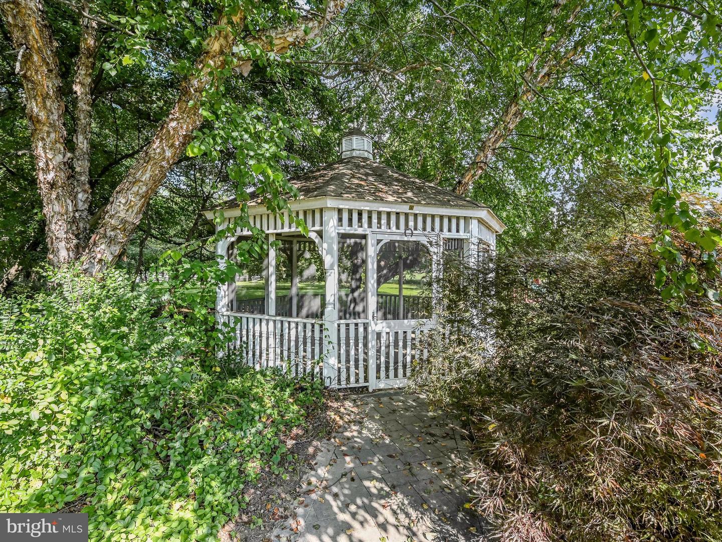 21618 Slidell Rd Property Photo 68