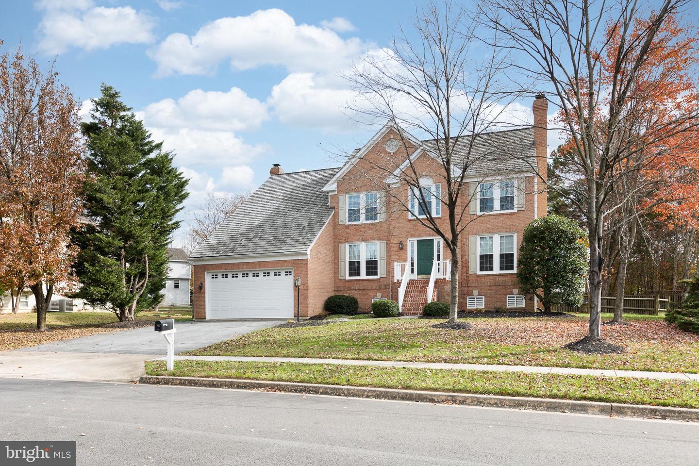 14209 Floral Park Dr Property Photo 3