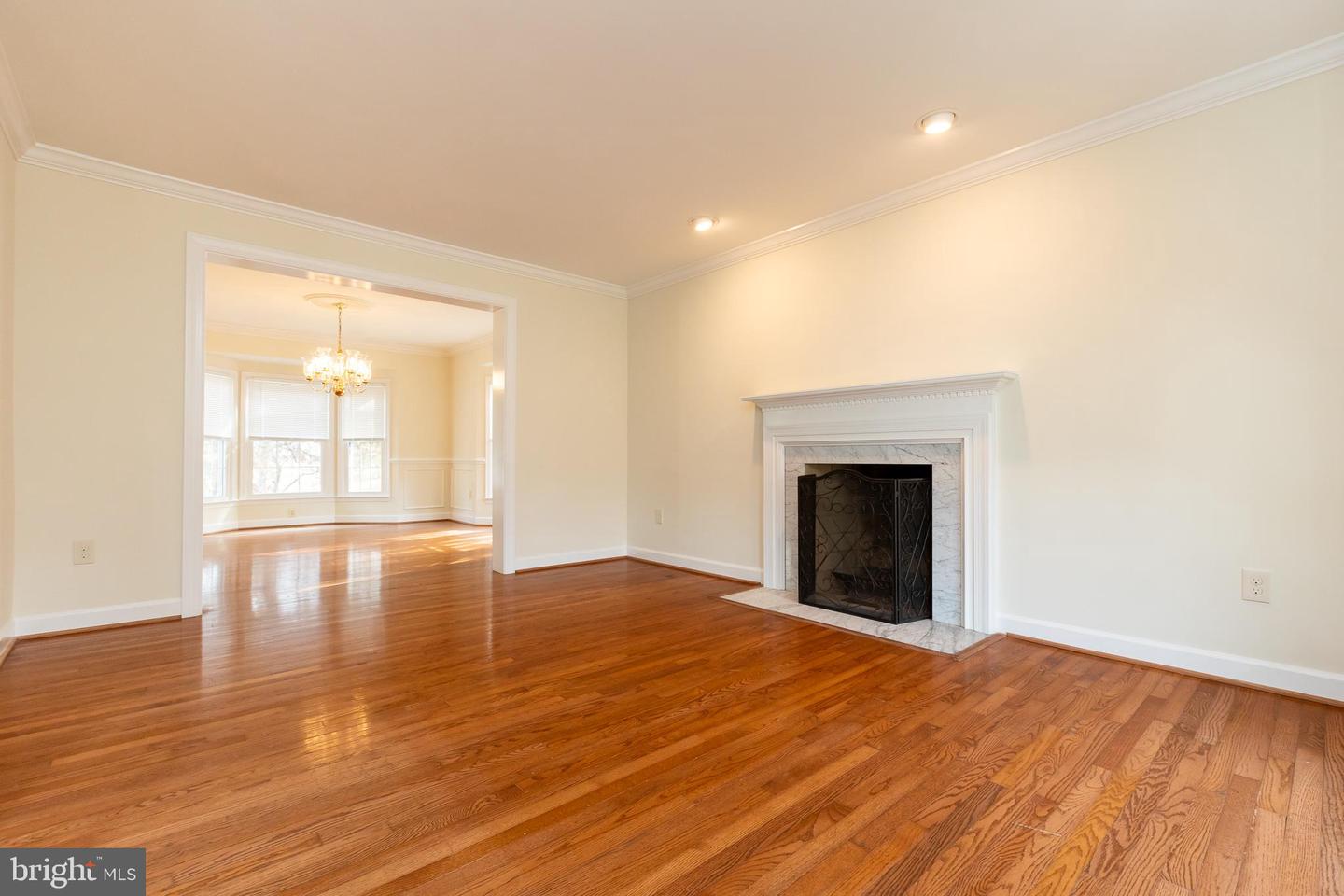 14209 Floral Park Dr Property Photo 20