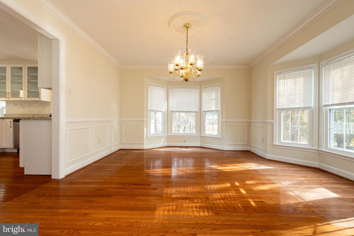 14209 Floral Park Dr Property Photo 26