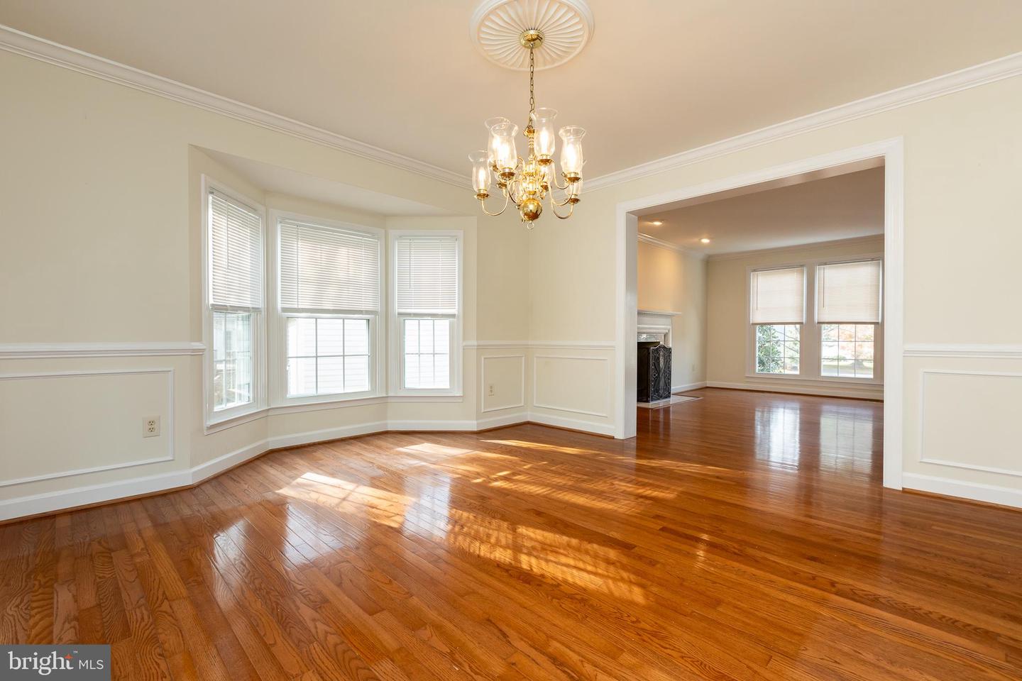 14209 Floral Park Dr Property Photo 29