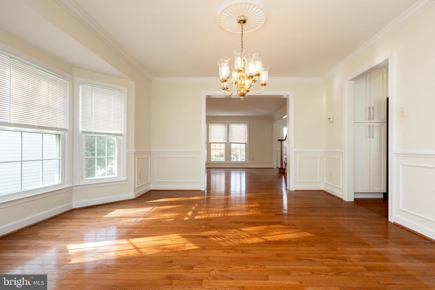 14209 Floral Park Dr Property Photo 30