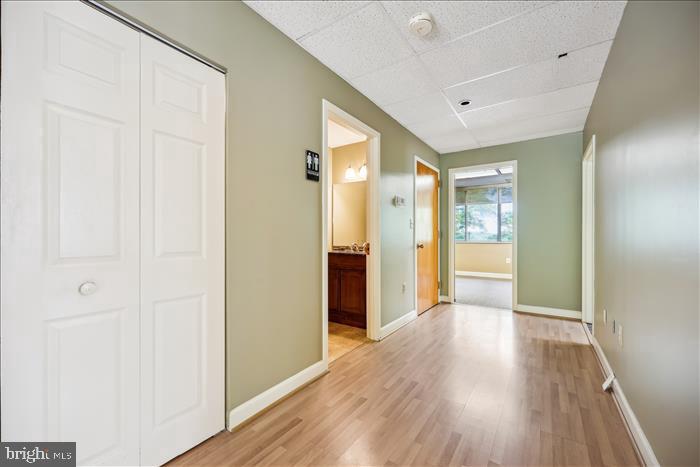 847-e Quince Orchard Blvd Property Photo 4