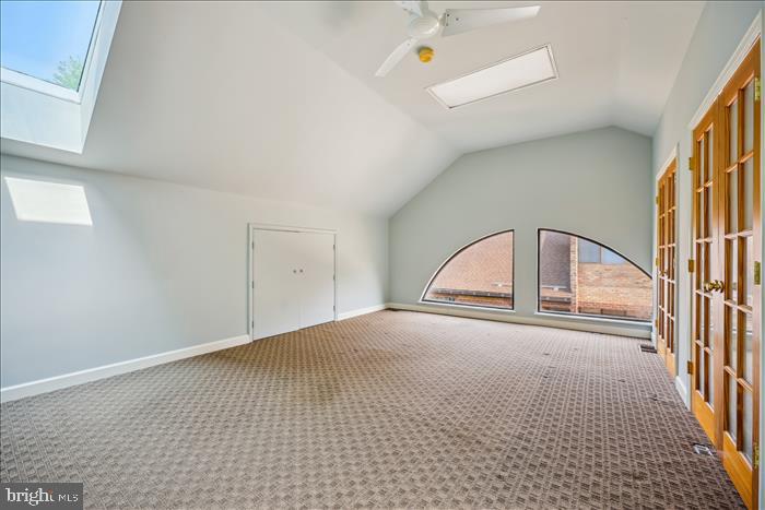 847-e Quince Orchard Blvd Property Photo 29