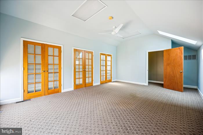 847-e Quince Orchard Blvd Property Photo 33